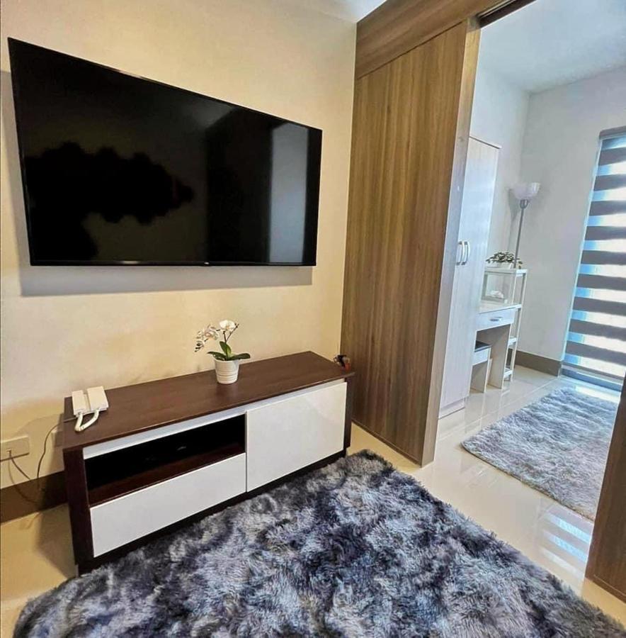 Smdc Fame Residence Luxurious Family Suite Condo Near Mrt Mandaluyong Exterior photo